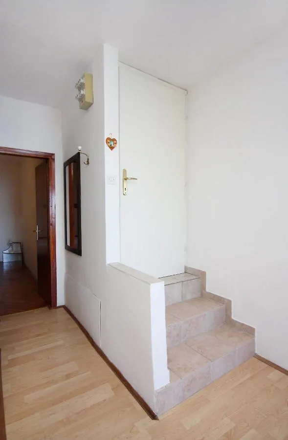 Apartments By The Sea Supetarska Draga - Gornja, Rab - 5054