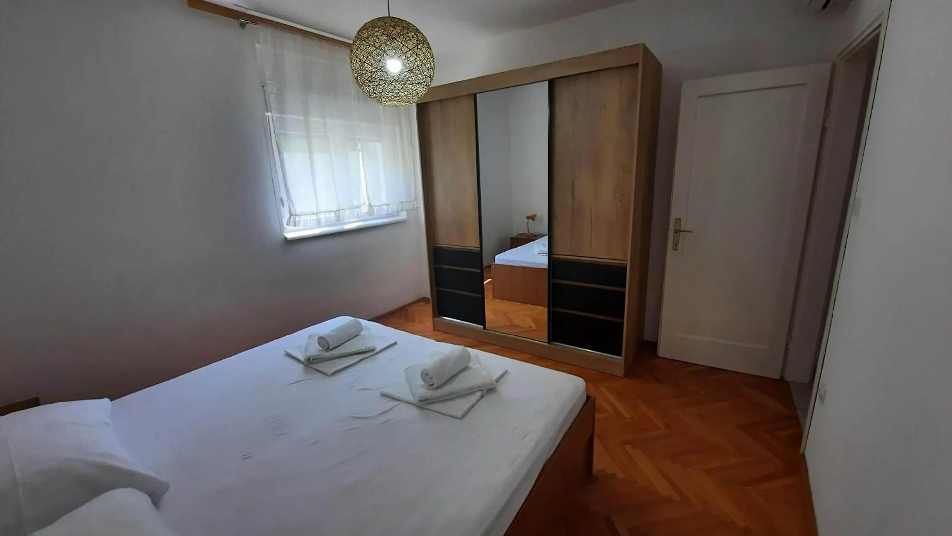 Apartments By The Sea Supetarska Draga - Gornja, Rab - 5054