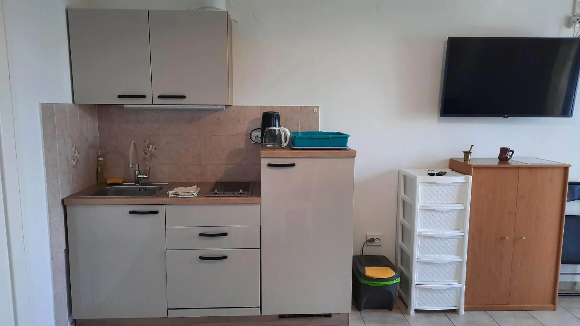 Apartments By The Sea Supetarska Draga - Gornja, Rab - 5054