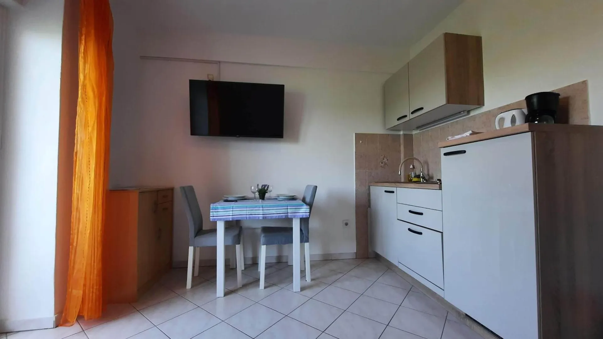 Apartments By The Sea Supetarska Draga - Gornja, Rab - 5054