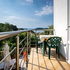 Apartment Marija, Supetarska Draga